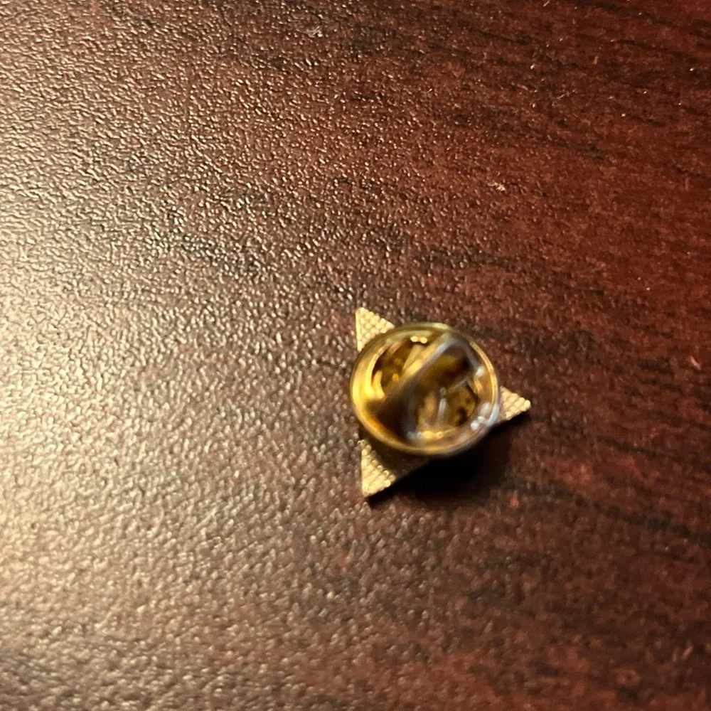 Lot Of 4 McDonald’s Employee‎ Lapel Hat Pins